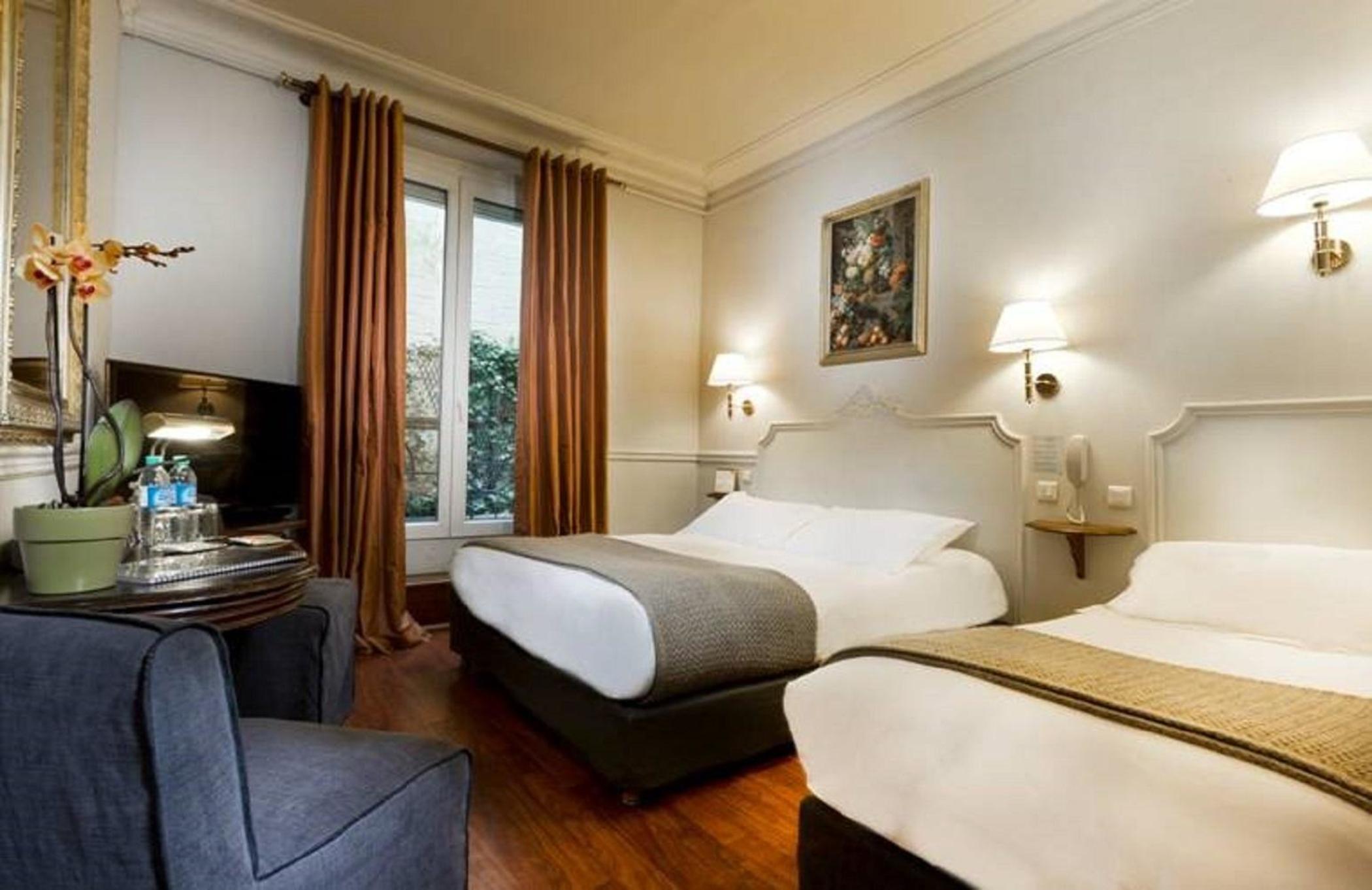 Hotel De La Porte Doree Paris Exterior photo