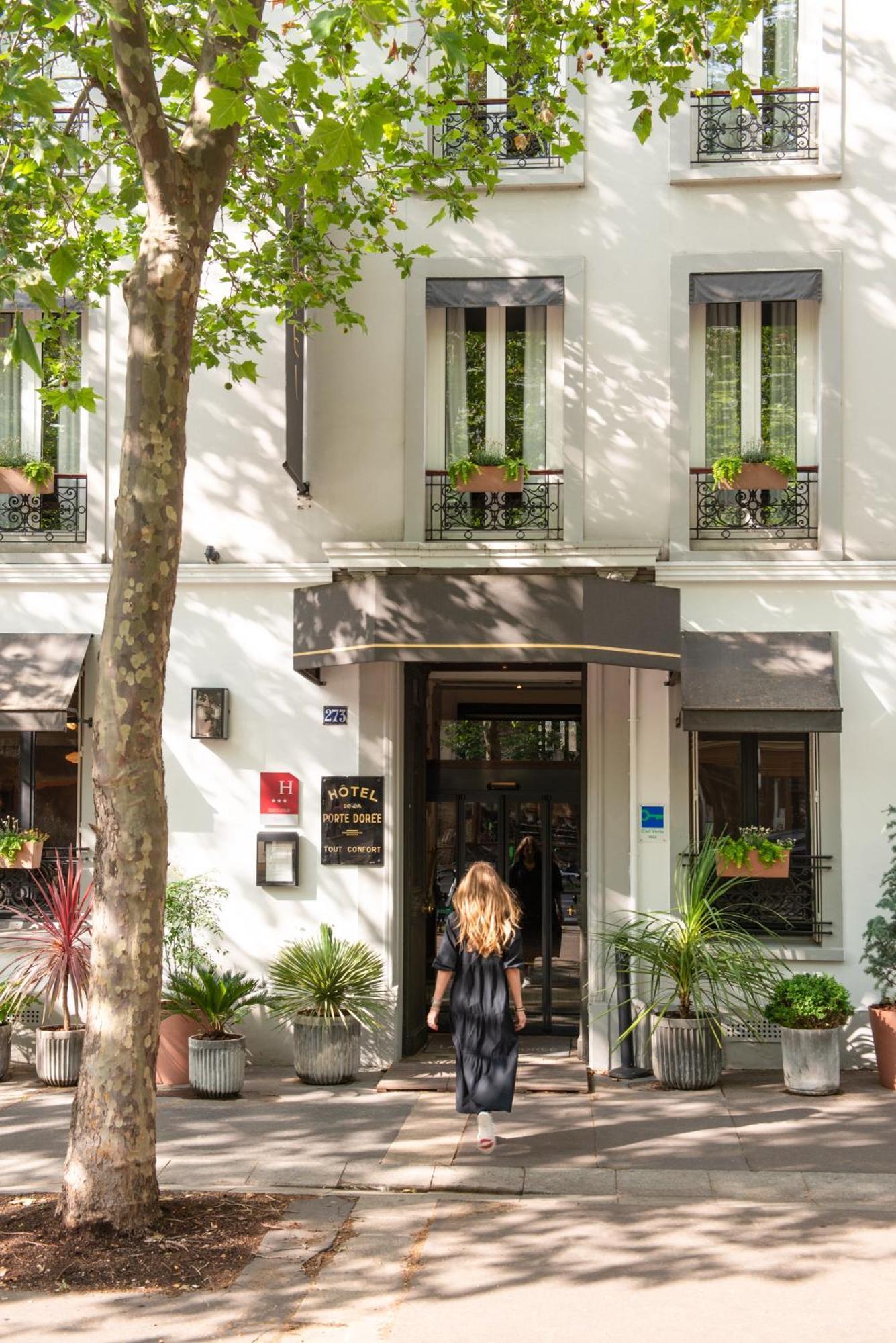 Hotel De La Porte Doree Paris Exterior photo
