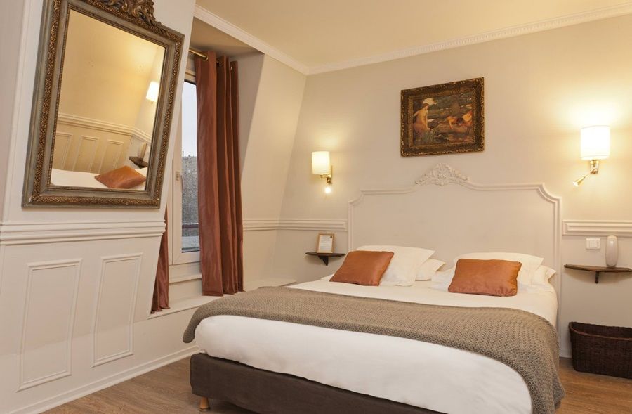 Hotel De La Porte Doree Paris Exterior photo
